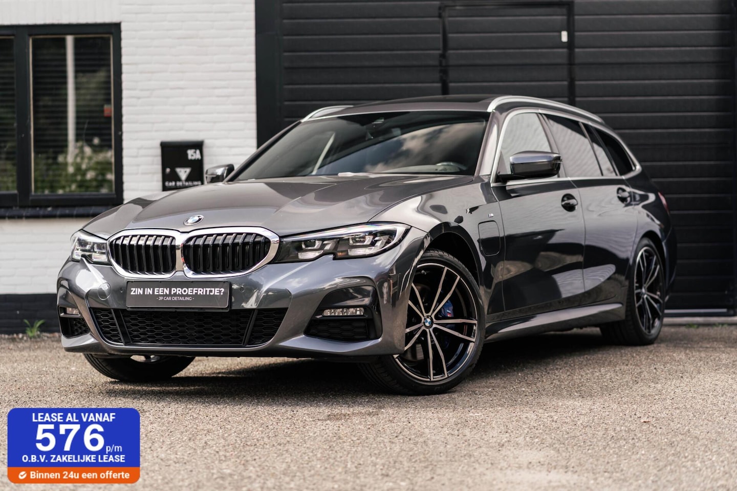 BMW 3-serie Touring - 330e xDrive M SPORT PANO CARBON - AutoWereld.nl