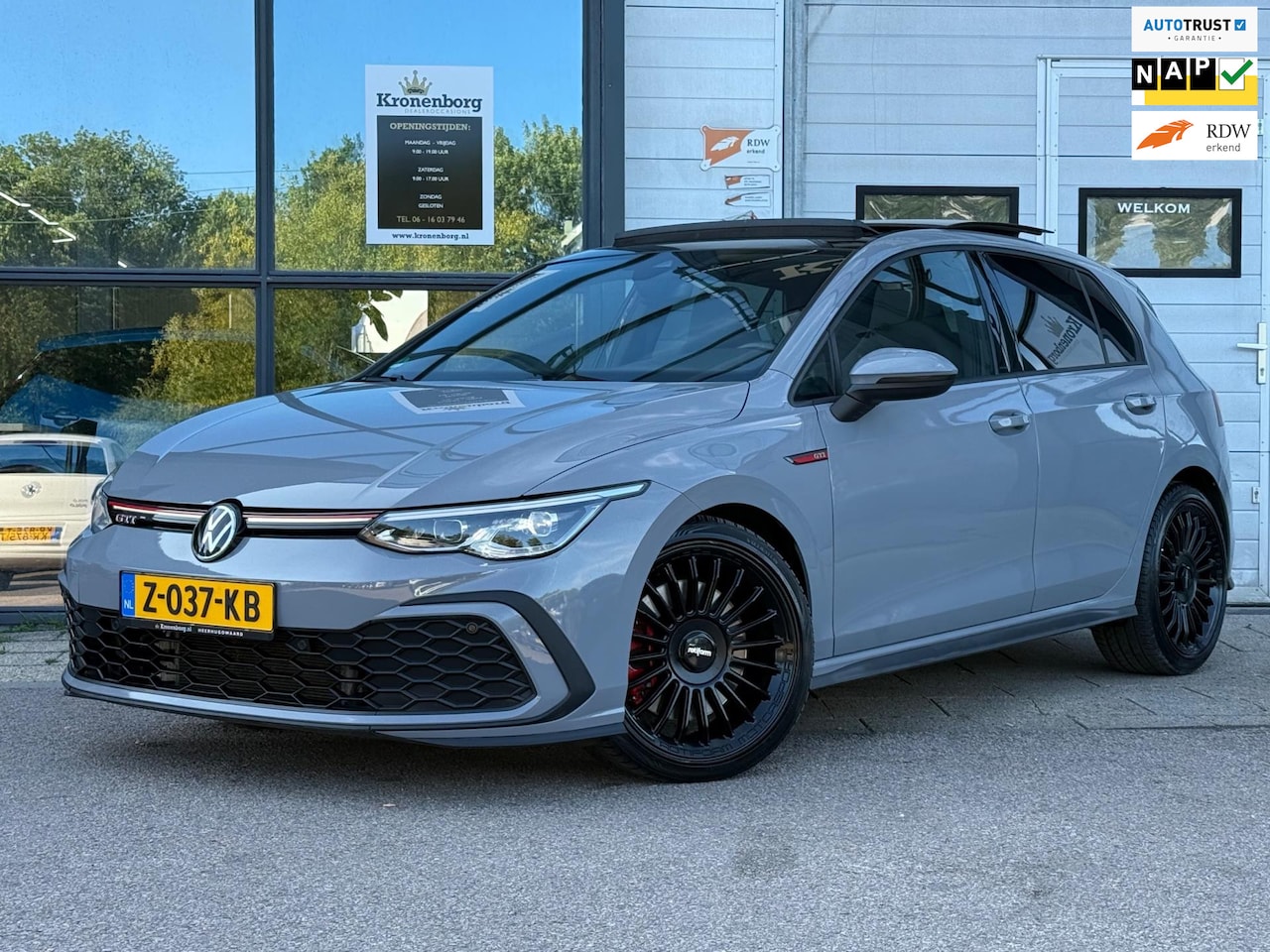 Volkswagen Golf - 2.0 TSI GTI Performance 2.0 TSI GTI Performance, PANO, IQ, CAMERA - AutoWereld.nl