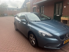 Volvo V40 - 1.6 T3 Momentum
