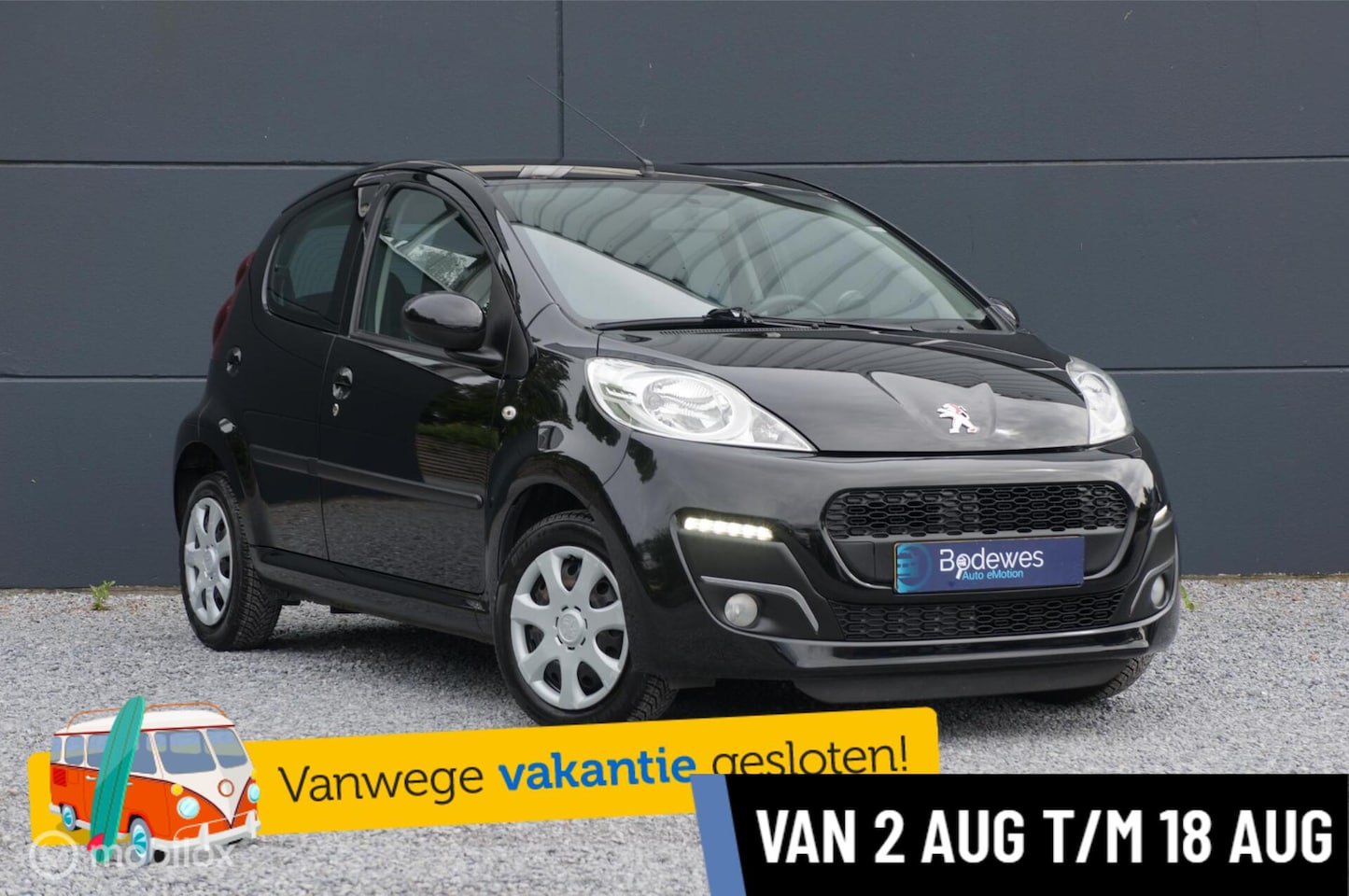 Peugeot 107 - 1.0 Active Airco All Season Zwart Lage kmstand ! - AutoWereld.nl