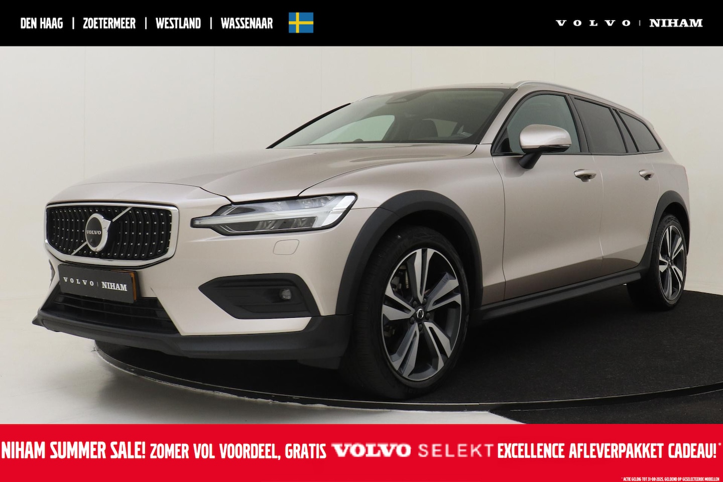 Volvo V60 Cross Country - B5 AWD ULTIMATE -FULL.OPTIONS!|PANO.DAK|B&W.AUDIO|MASSAGE|STANDKACHEL - AutoWereld.nl