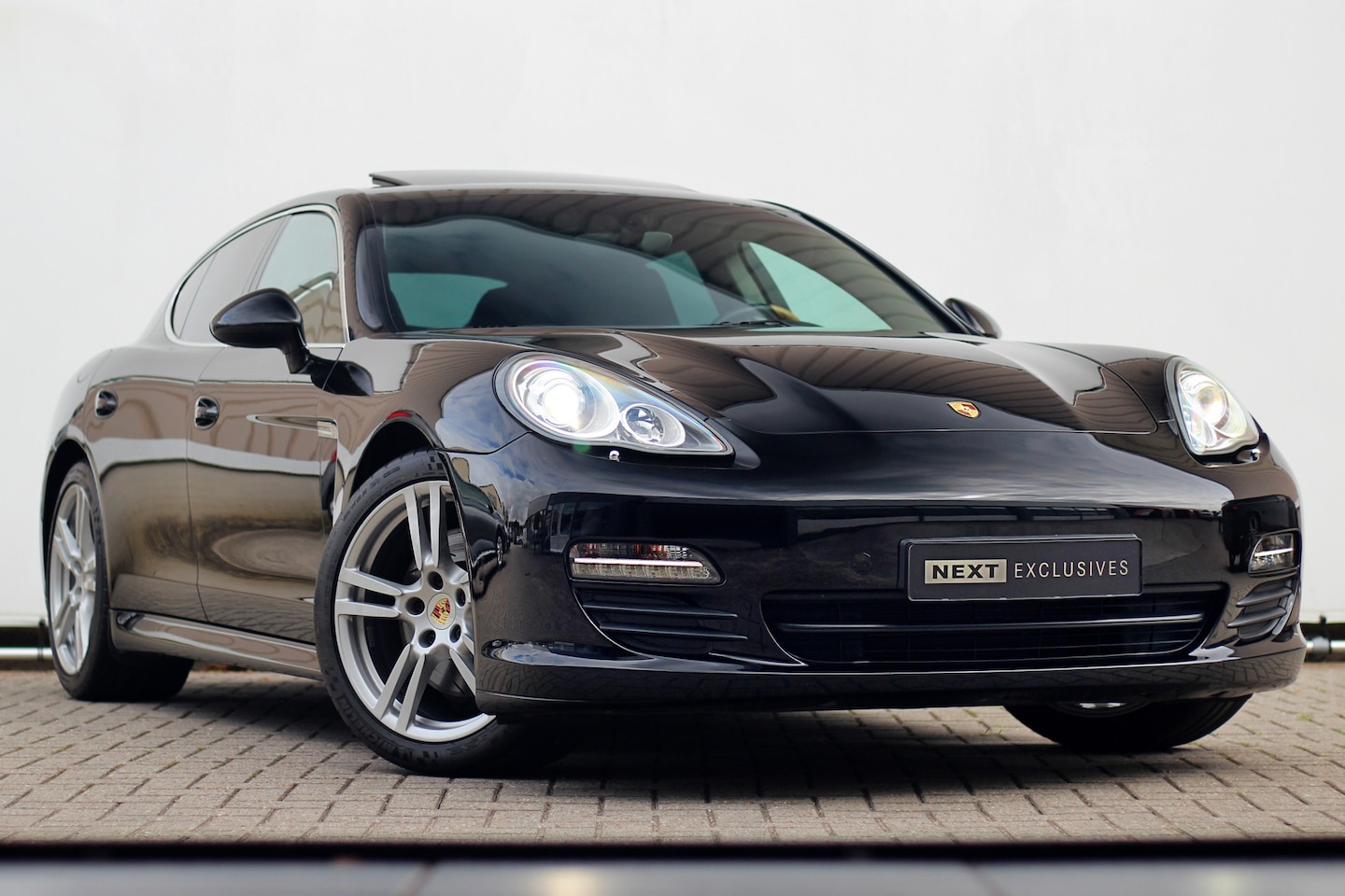 Porsche Panamera - 4.8 S | Pano | Carplay | Stuurwiel verw. | - AutoWereld.nl