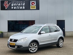 Volkswagen Polo - 1.6-16V Comfortline AIRCO TREKHAAK STOELVERWARMING