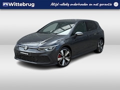 Volkswagen Golf - 1.4 eHybrid 245PK GTE / 18" LMV / Stuur + Stoelverwarming / Parkeersensoren V+A / LED / Ke