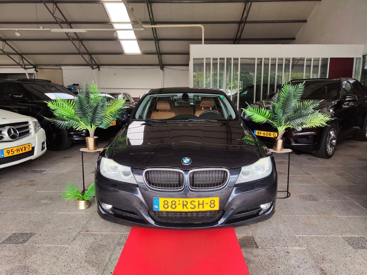 BMW 3-serie Touring - 320D MANUAL LUXURY LINE FACELIFT! 2011 - AutoWereld.nl