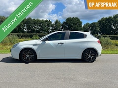 Alfa Romeo Giulietta - 1.750 TBI QV, YOUNGTIMER, Volle auto