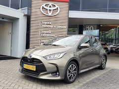 Toyota Yaris - 1.5 Hybrid Dynamic NL-AUTO LED KEYLESS APPLE/ANDROID CLIMA CAMERA AD-CRUISE