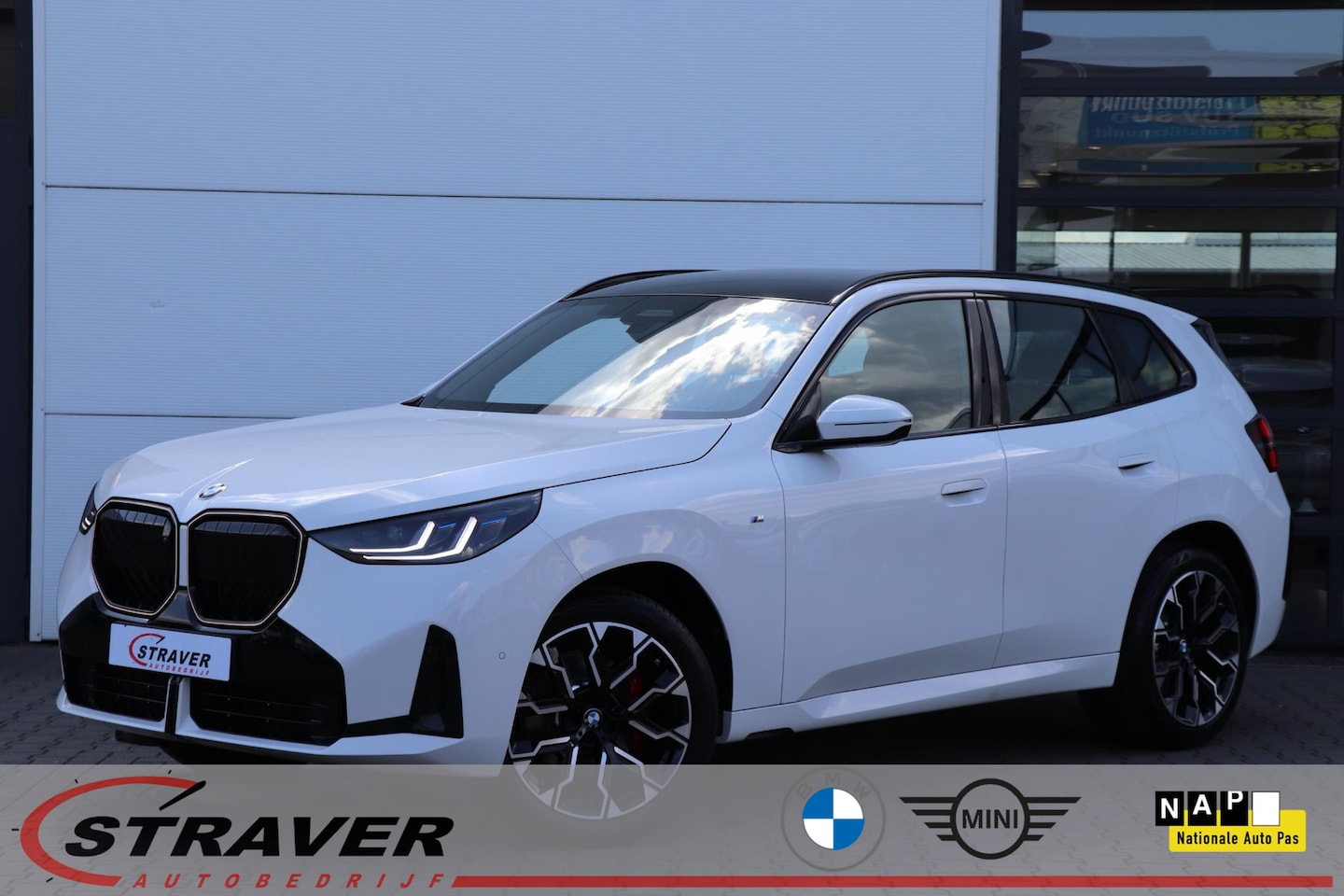 BMW X3 - 20 xDrive |M-sport Pro |Driving Assistant Professional |Panorama-dak - AutoWereld.nl
