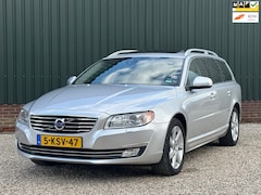 Volvo V70 - 2.0 T5 Summum Automaat/Schuifdak/Trekhaak