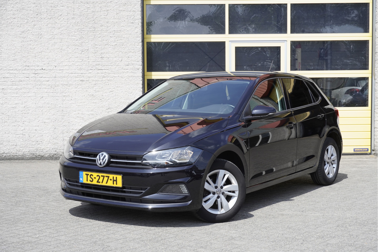 Volkswagen Polo - 1.0 TSI 5drs Comfortline BJ2018 Lmv 15" | Led | App-Connect | Airco | Cruise control | Ext - AutoWereld.nl