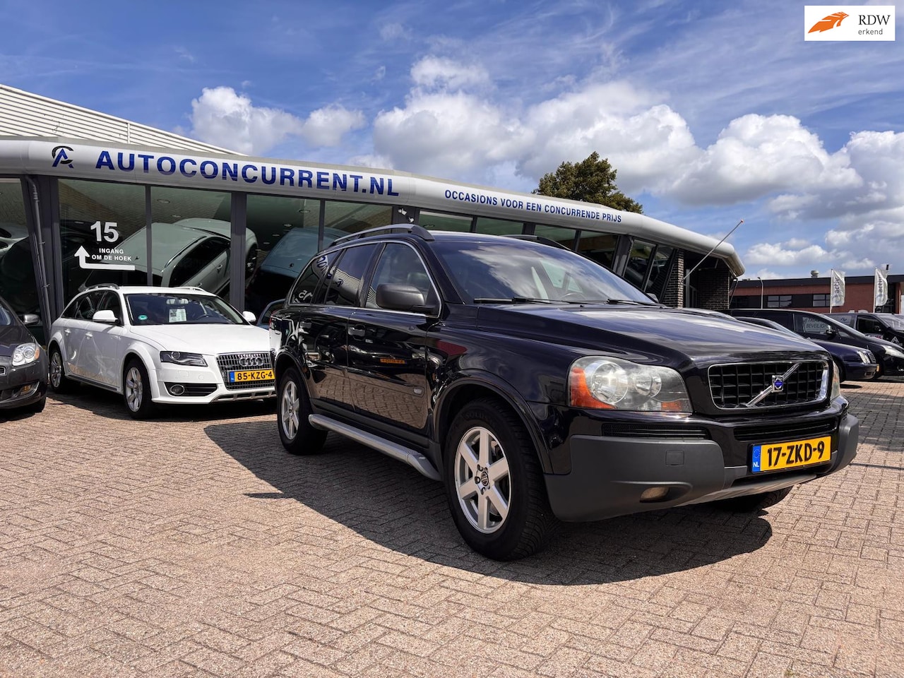 Volvo XC90 - 2.4 D5 Kinetic 7P. Leder, Dakje, Stoelverw. Inruil mogelijk. - AutoWereld.nl
