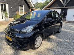 Toyota Aygo - 1.0 VVT-i Now Zwart 2013
