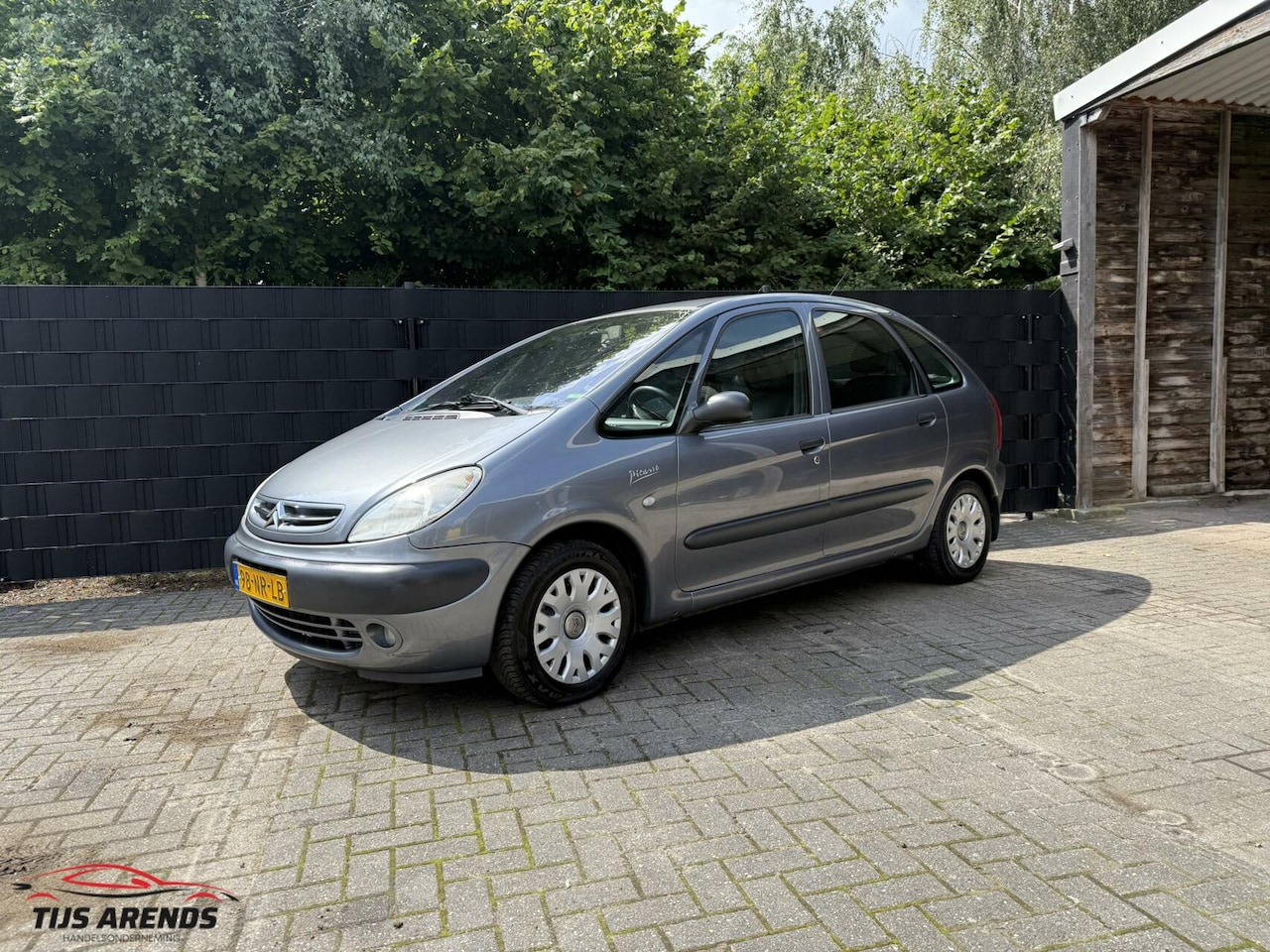 Citroën Xsara Picasso - 2.0i-16V Différence 2|Climate|Leder| - AutoWereld.nl