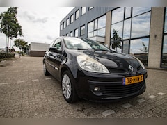 Renault Clio - 1.2-16V Special Rip Curl