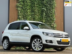 Volkswagen Tiguan - 1.4 TSI Sport&Style TREKHAAK|AUTOMAAT|NAVI|NAP|DEALER ONDERHOUDEN