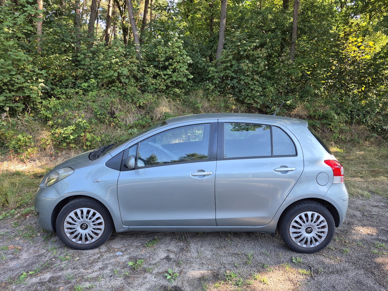 Toyota Yaris - 1.3 VVTi Aspiration - AutoWereld.nl
