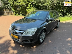 Opel Astra - 1.4 Temptation / Navi / Airco / NAP / PDC / Apk