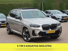 BMW iX3 - Exe. M Sport 80 kWh / SoH 99% / Trekhaak / Panoramadak / Camera / Leder / 20'' / DAB / Sfe