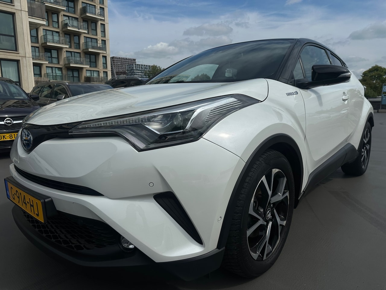 Toyota C-HR - 1.8 Hybrid Style Ultimate 1e Eig Dealer OH Vol Optie - AutoWereld.nl