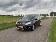 Ford Grand C-Max - 1.0 Titanium luxe uitvoering met gereviseerde motor! Lees de tekst.