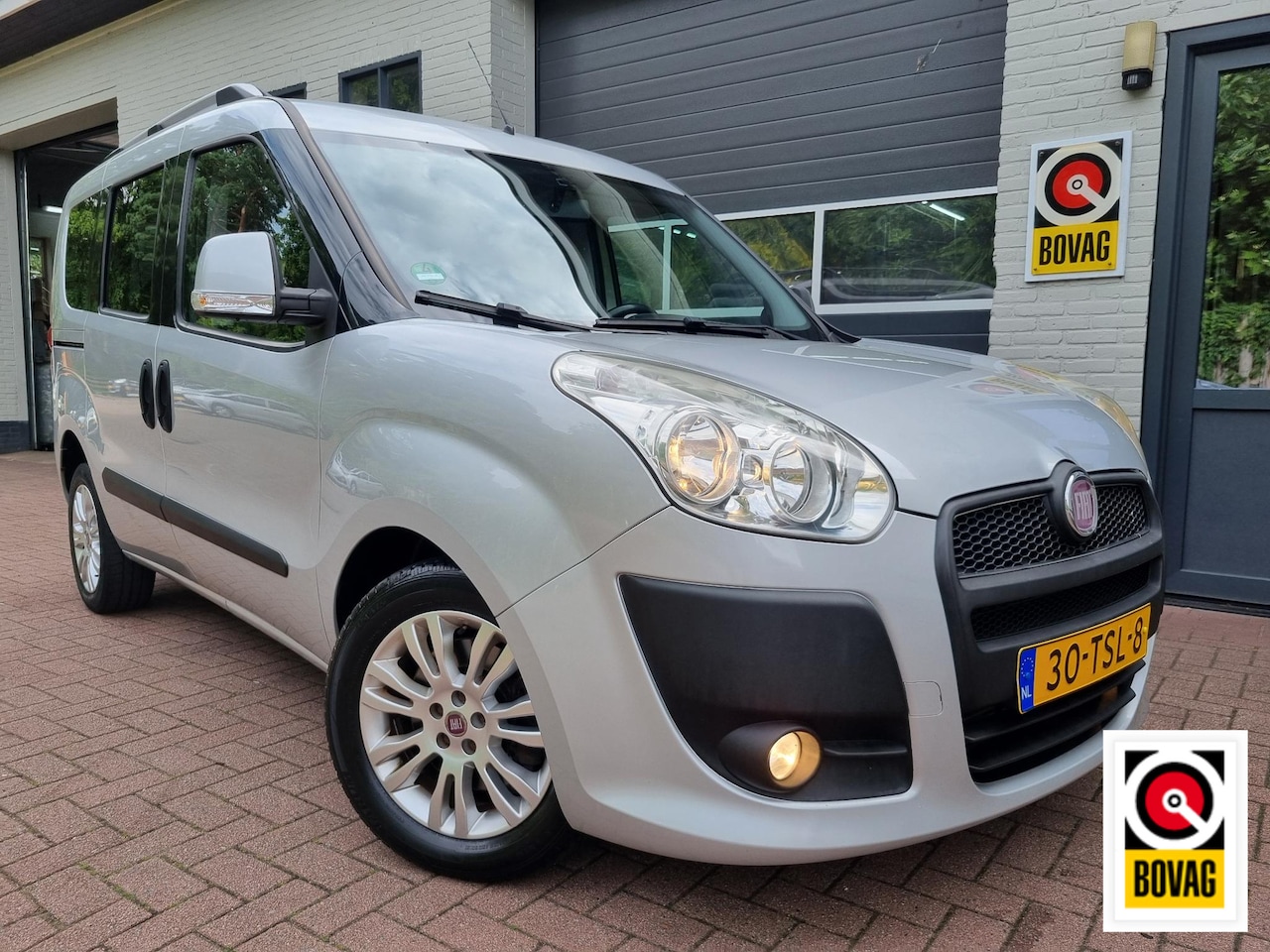 Fiat Doblò - 1.4 T-Jet Emotion AIRCO ECC / CRUISE / LM VELGEN - AutoWereld.nl