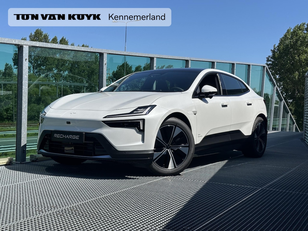 Polestar 4 - Long Range Dual motor 100 kWh / Pano. dak / Elek. verstelbare stoelen voor + achter / Verw - AutoWereld.nl