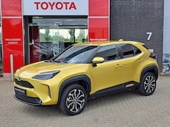 Toyota Yaris Cross - 1.5 Hybrid Dynamic AFNEEMBARE TREKHAAK STOEL- STUUR- EN VOORRUITVERWARMING APPLE & ANDROID