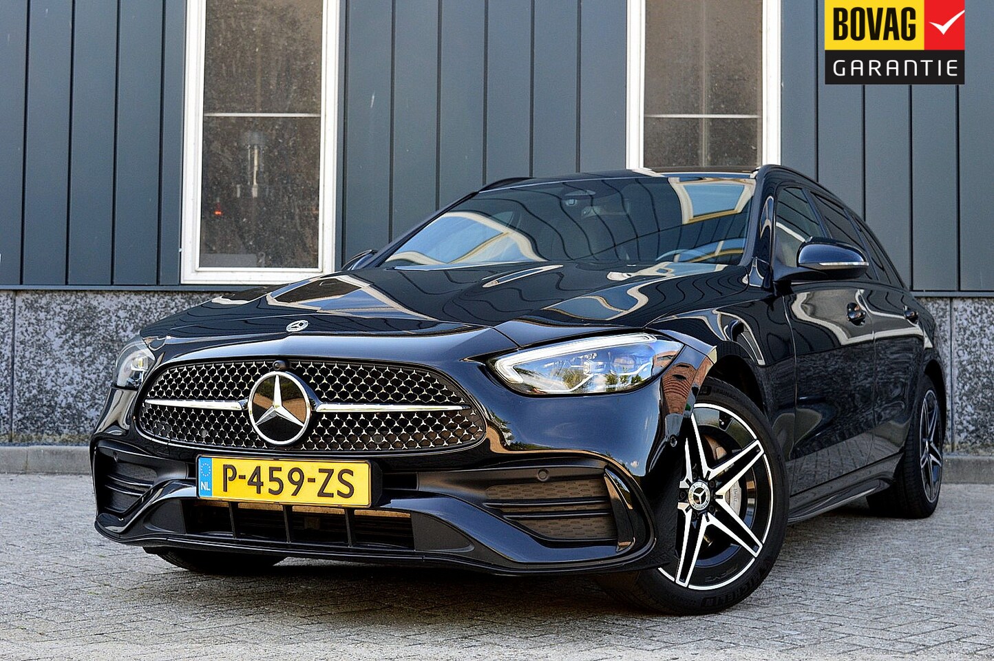 Mercedes-Benz C-klasse Estate - 300 e AMG Line Rijklaarprijs-Garantie Panorama dak Leder Led Sfeerverlichting Navigatie - AutoWereld.nl