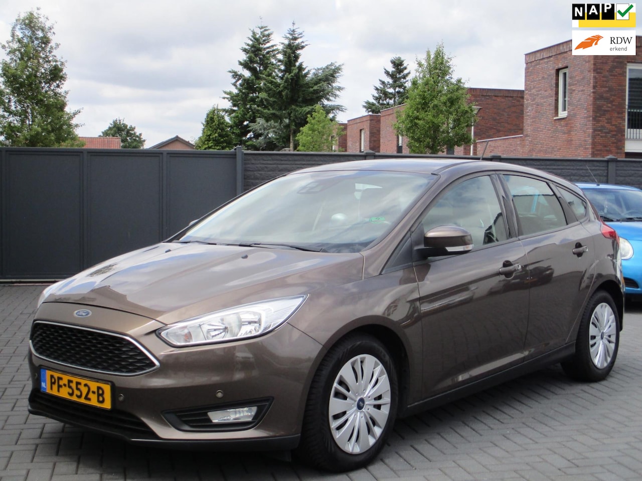 Ford Focus - 1.0 Trend Automaat Clima Pdc !! - AutoWereld.nl