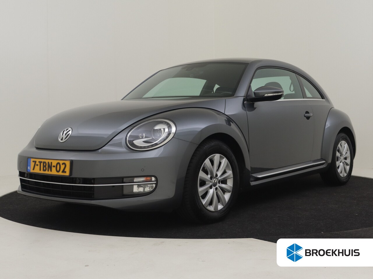 Volkswagen Beetle - 1.4 TSI Design 160pk DSG/AUTO Navigatie | Cruise control | Fender audio | Keyless | Stoelv - AutoWereld.nl