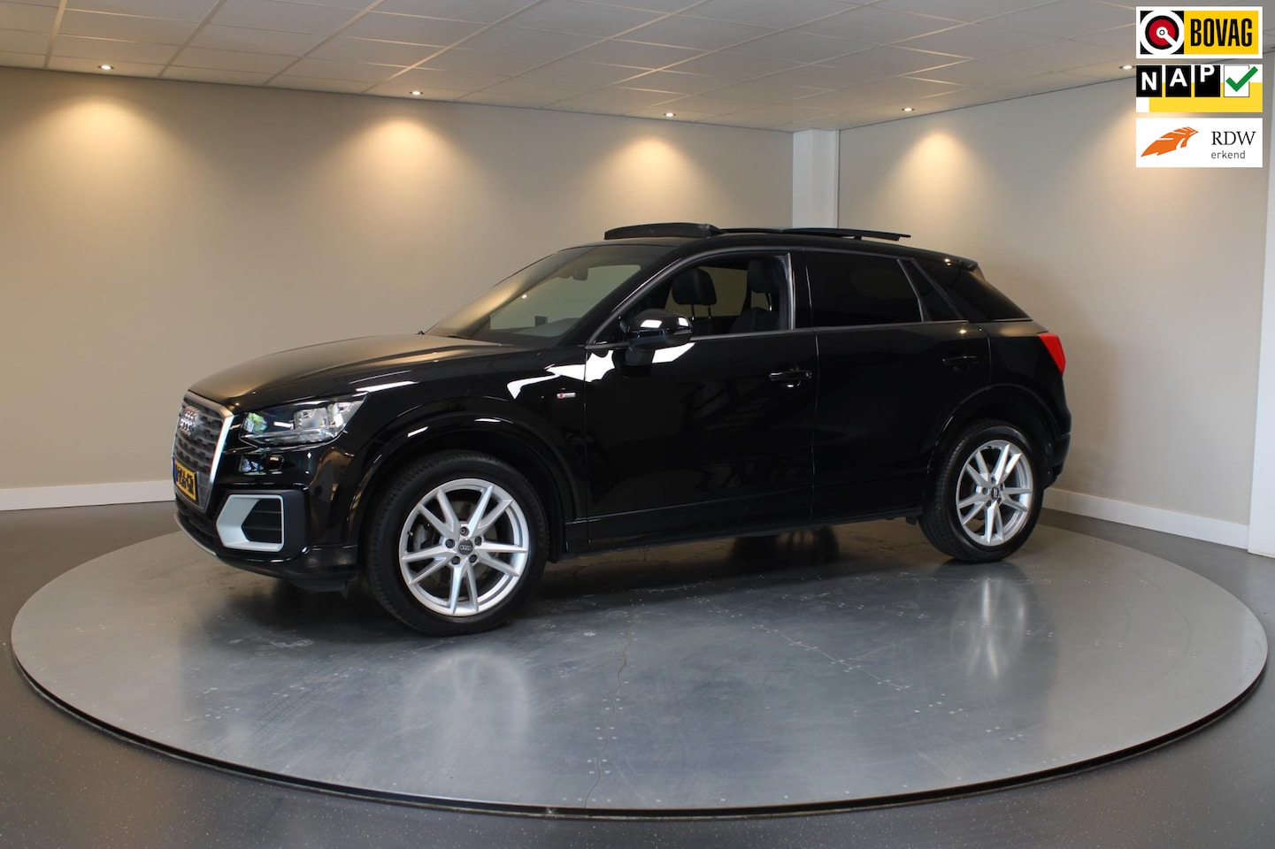 Audi Q2 - 1.4 TFSI CoD *2x S-Line* Pano|Stoelverw.|Sfeerverlichting - AutoWereld.nl