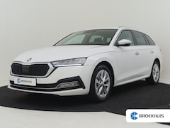 Skoda Octavia Combi - 1.4 TSI iV PHEV Style 204 PK Head Up Display | Trekhaak | Camera Achter | Stuur en stoel v