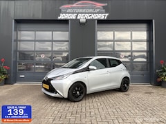 Toyota Aygo - 1.0 VVT-i x-clusive