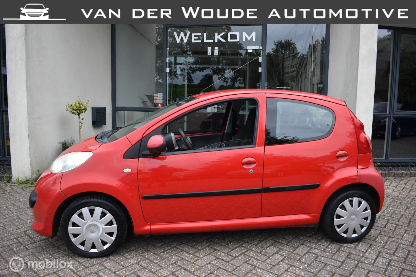 Peugeot 107 - 1.0-12V XS 1.0-12V XS 5DRS, Elekt,pakket|18-3-26 APK! - AutoWereld.nl