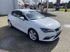 SEAT Leon - 1.5 TSI FR *apple carplay* stoelverwarming*cruise*navi
