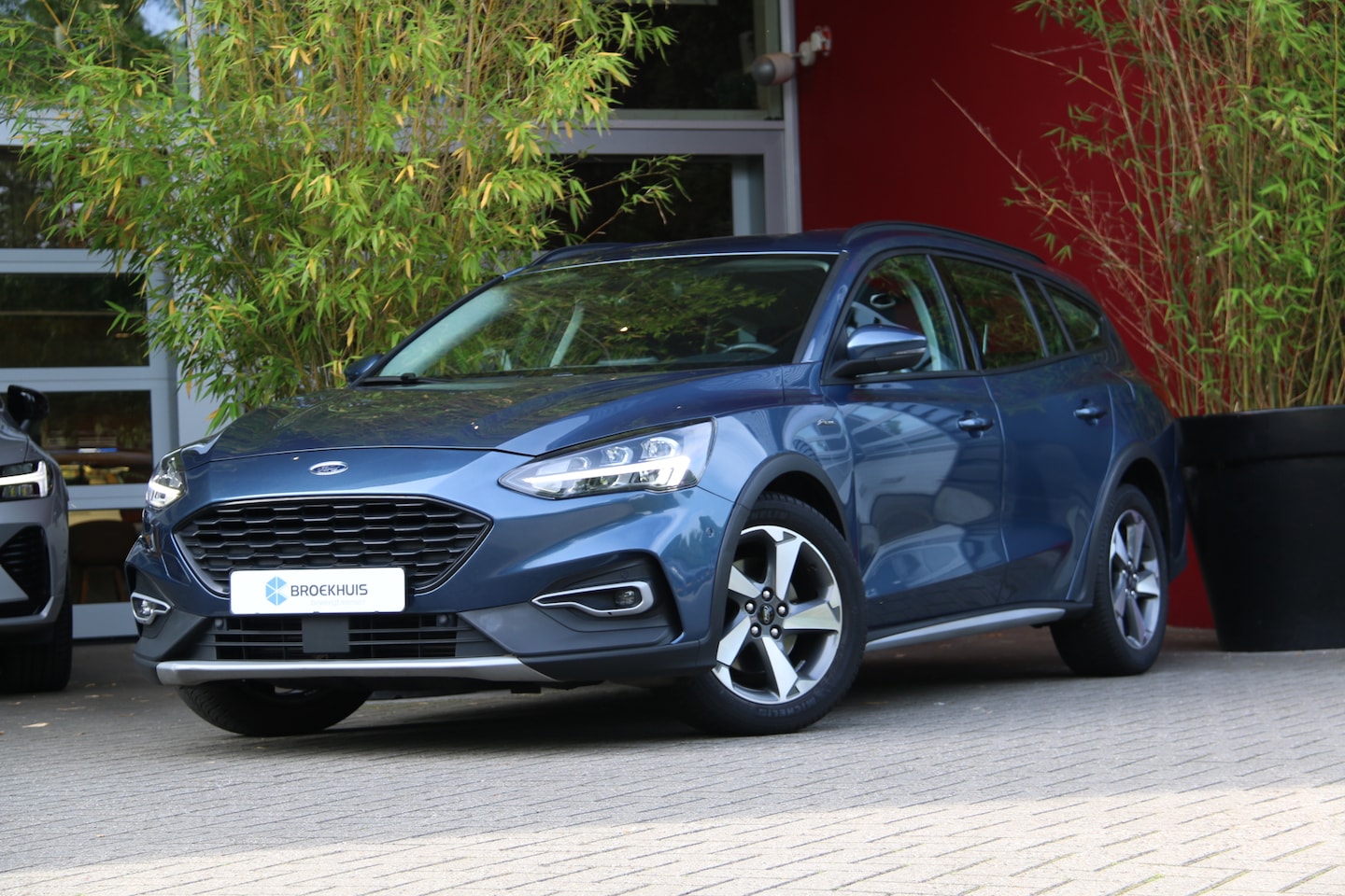 Ford Focus Wagon - 1.5 EcoBoost Active Business | 1500kg trekgewicht! | Stoel+stuurverw. | Elek. a. klep | LE - AutoWereld.nl