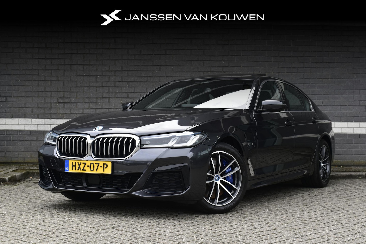 BMW 5-serie - 545e xDrive M Sport Laser Harman Kardon Head-Up Schuif-/Kanteldak Ventilatie Massage - AutoWereld.nl