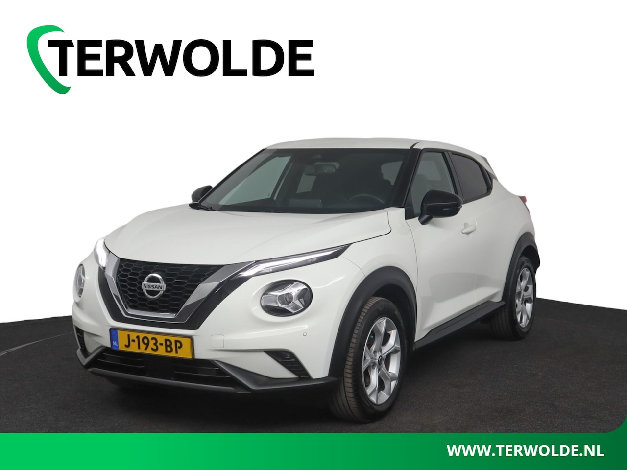 Nissan Juke - 1.0 DIG-T N-Connecta | Navigatie | Stoelverw. | Trekhaak | - AutoWereld.nl