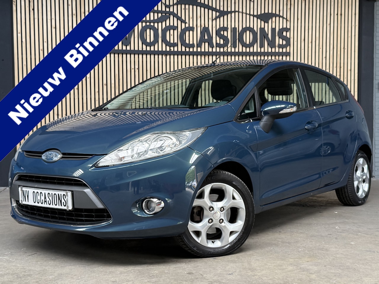 Ford Fiesta - 1.4 Titanium AUTOMAAT/AIRCO/ELEKR/15"LV/NAP/APK! - AutoWereld.nl