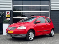 Volkswagen Fox - 1.2 Trendline, Airco, Stuurbekrachtiging, Radio, Trekhaak, Nw APK, NAP