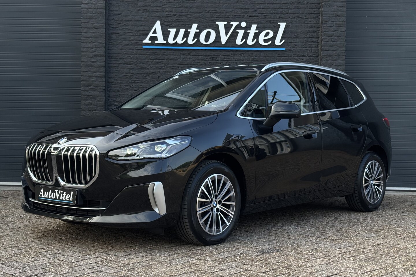 BMW 2-serie Active Tourer - 218i | Harman Kardon | Head-up | Camera | Trekhaak | Comfort Access - AutoWereld.nl