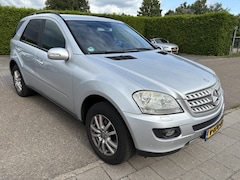 Mercedes-Benz M-klasse - 280 CDI Bestel, Automaat ( MOTOR LOOPT GOED, MAAR IN NOODLOOP)
