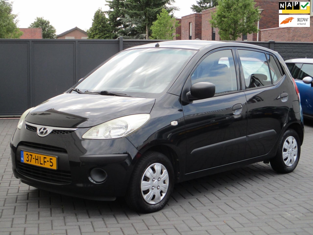 Hyundai i10 - 1.1 Active 120 dkm !! - AutoWereld.nl