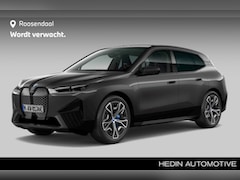 BMW iX - xDrive40 High Executive 77 kWh | Harman Kardon | Panoramadak | Comfort Access | Warmte Com