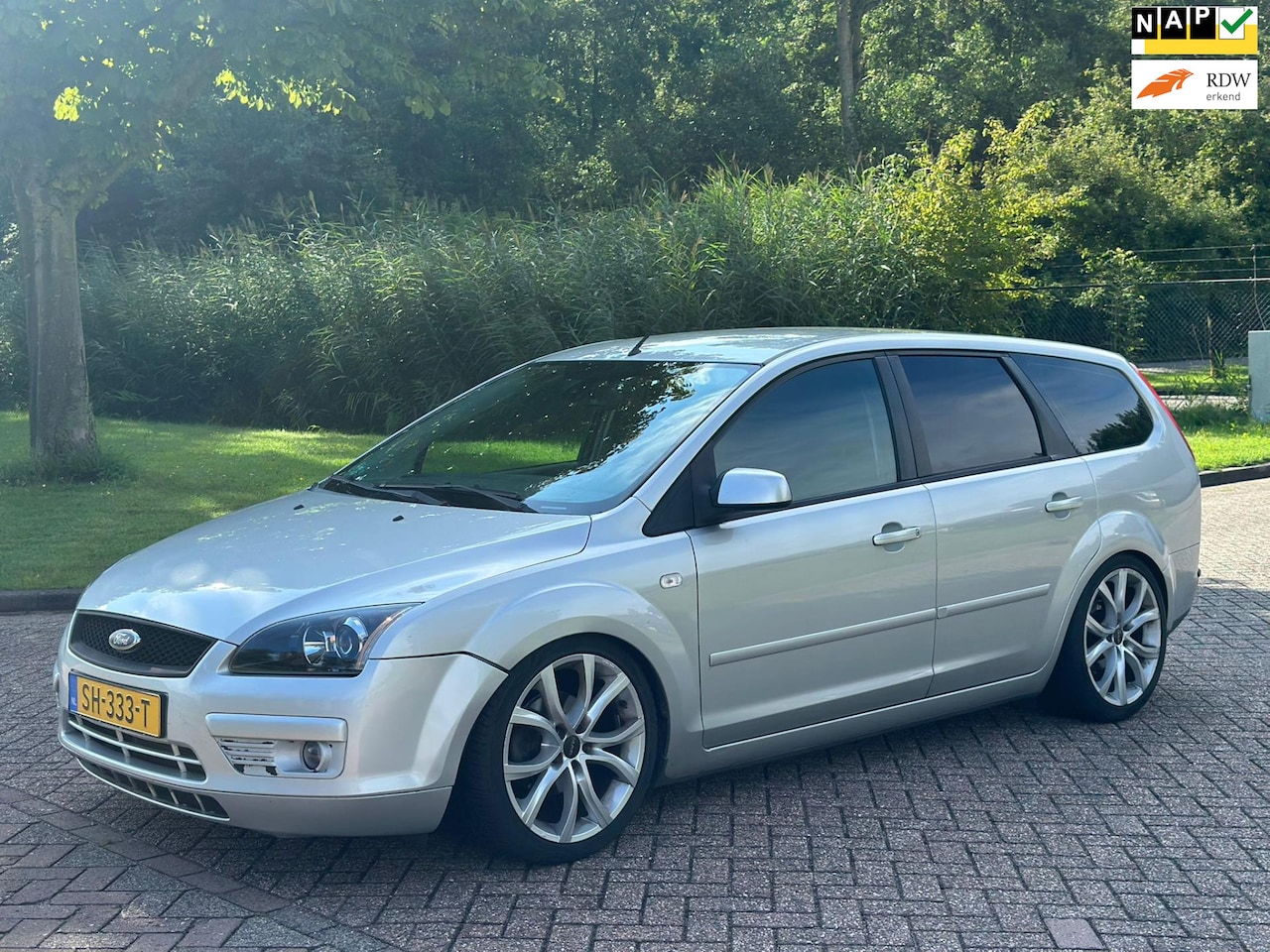 Ford Focus Wagon - 1.6-16V Trend/AIRCO/CRUISE/ELECRAMEN VOOR-ACHTER/TREKHAAK - AutoWereld.nl