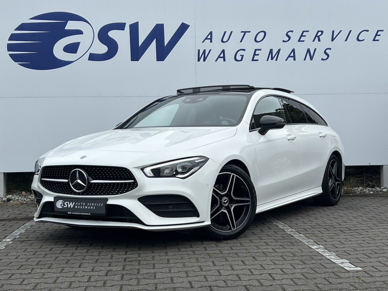 Mercedes-Benz CLA-klasse Shooting Brake - 180 AMG | Night | Sfeerverlichting | Pano | Camera - AutoWereld.nl