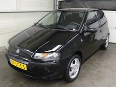 Fiat Punto - 1.2-16V Dynamic - Mooie auto - Weinig KM NAP