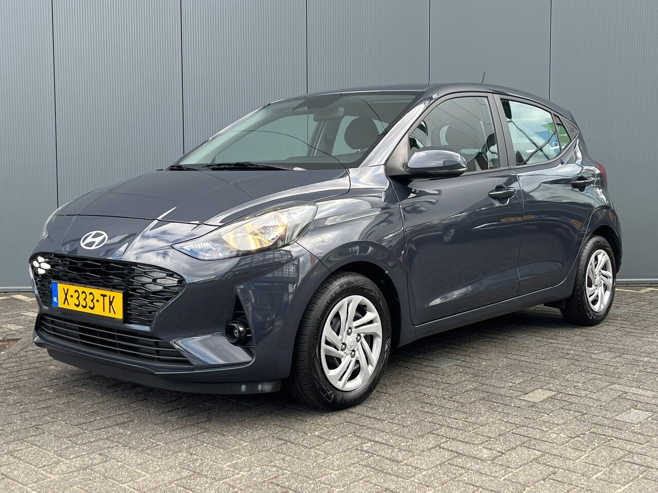 Hyundai i10 - 1.0 67pk Comfort Smart | LED | Airco | Carplay | Camera | Navigatie | Bluetooth | Cruiseco - AutoWereld.nl