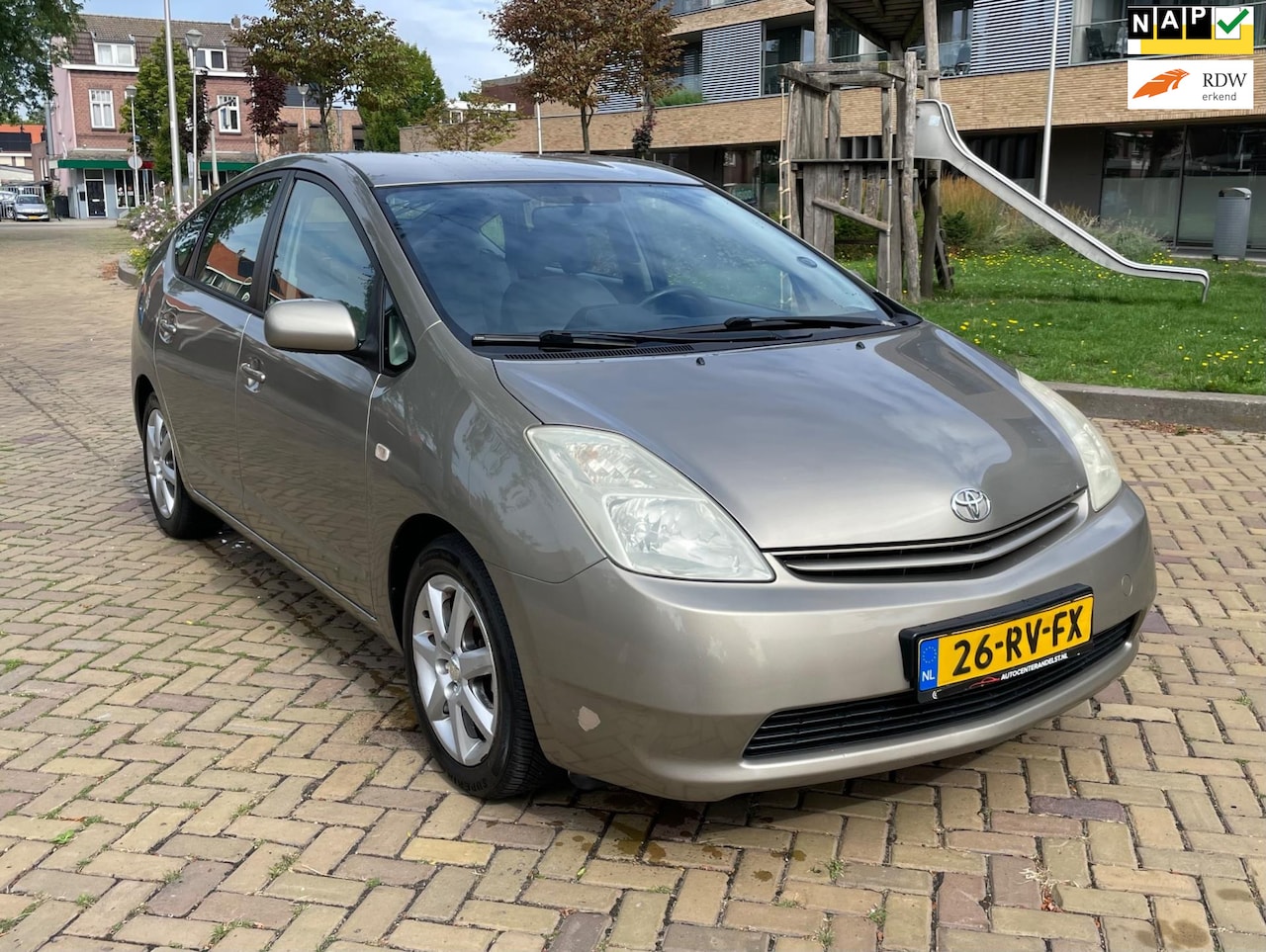 Toyota Prius - 1.5 VVT-i 1.5 VVT-i, Aut, Cruise/Climate control, Radio CD, Pdc, Geen import, Nap, Goed oh! - AutoWereld.nl