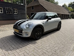 MINI Cooper - 1.5 Chili. Panoramadak, Navi, LED, half leer. Zeer mooi